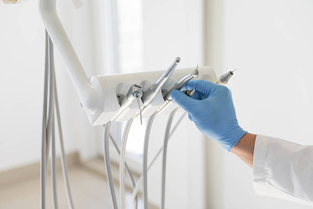 24/7 Emergency Wisdom Tooth Removal experts in Beverly Hills, FL